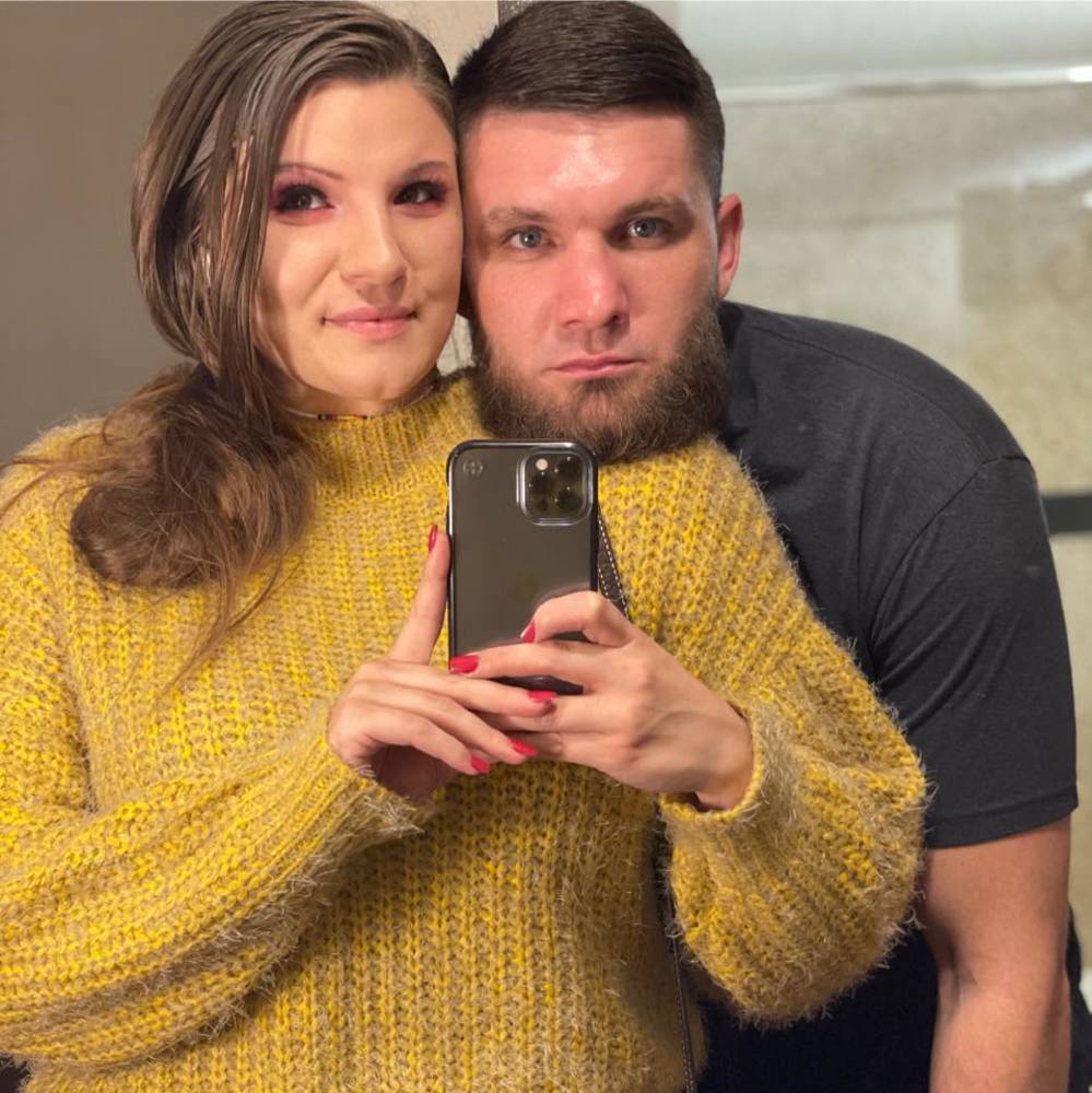 Meet your Posher, Alexis